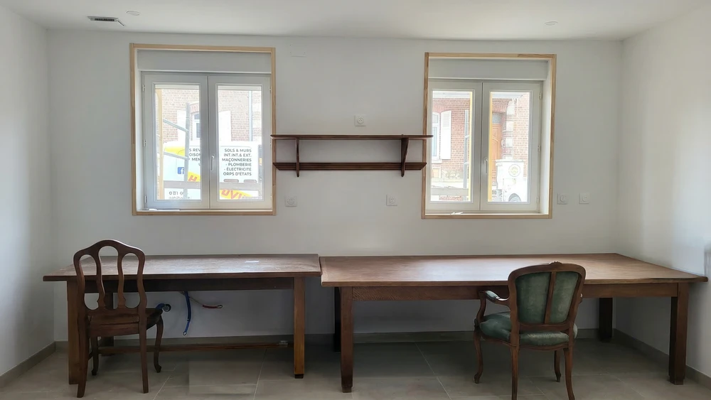 Cuisine extérieure moderne fraîchement rénovée